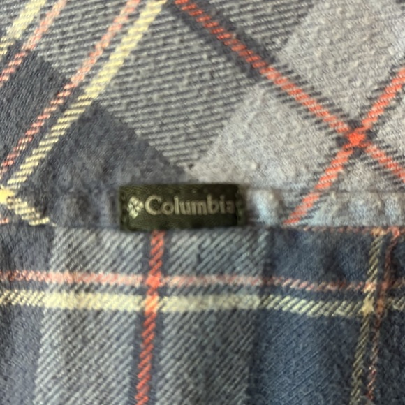 Columbia Essential Women’s Blue Plaid Button Up Flannel Shirt Sz L - Picture 5 of 8